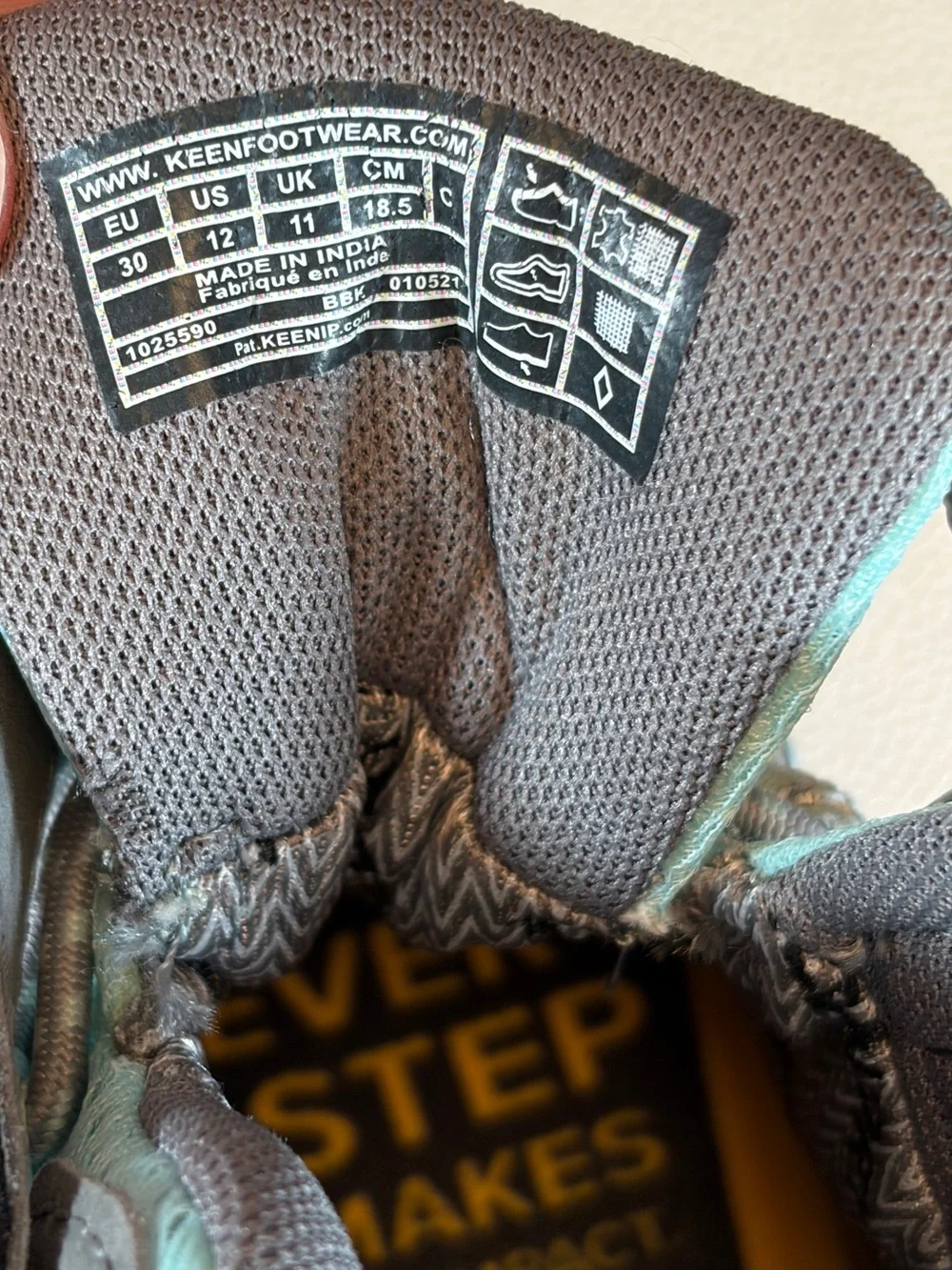 Keen Kids Ridge Flex Mid hiking boots Toddler/Little Kid size 12
